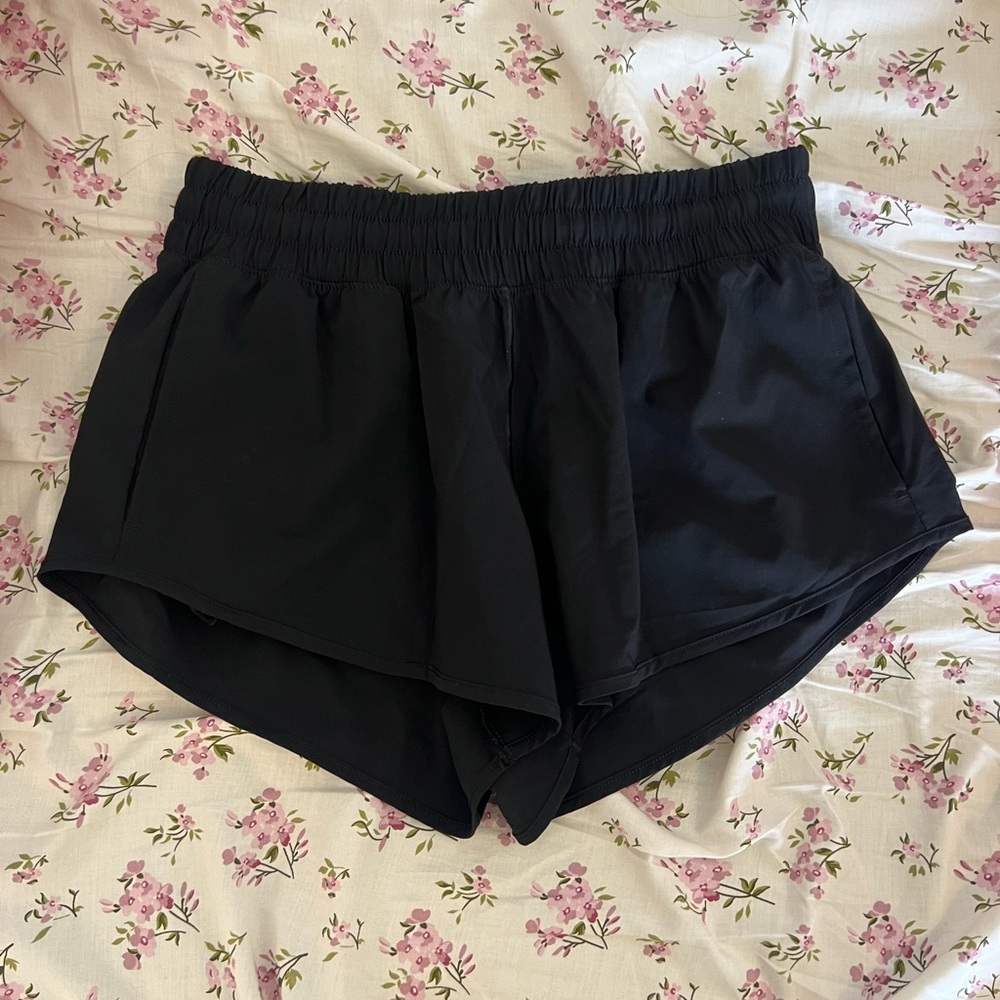 SOLD 💜 (S) Hot Stuff Aerie black workout running shorts